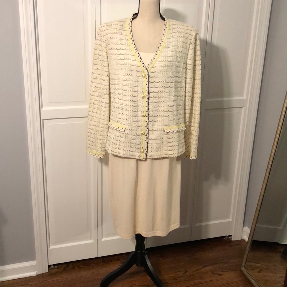 ST. JOHN Jacket, skirt and Camisole tank